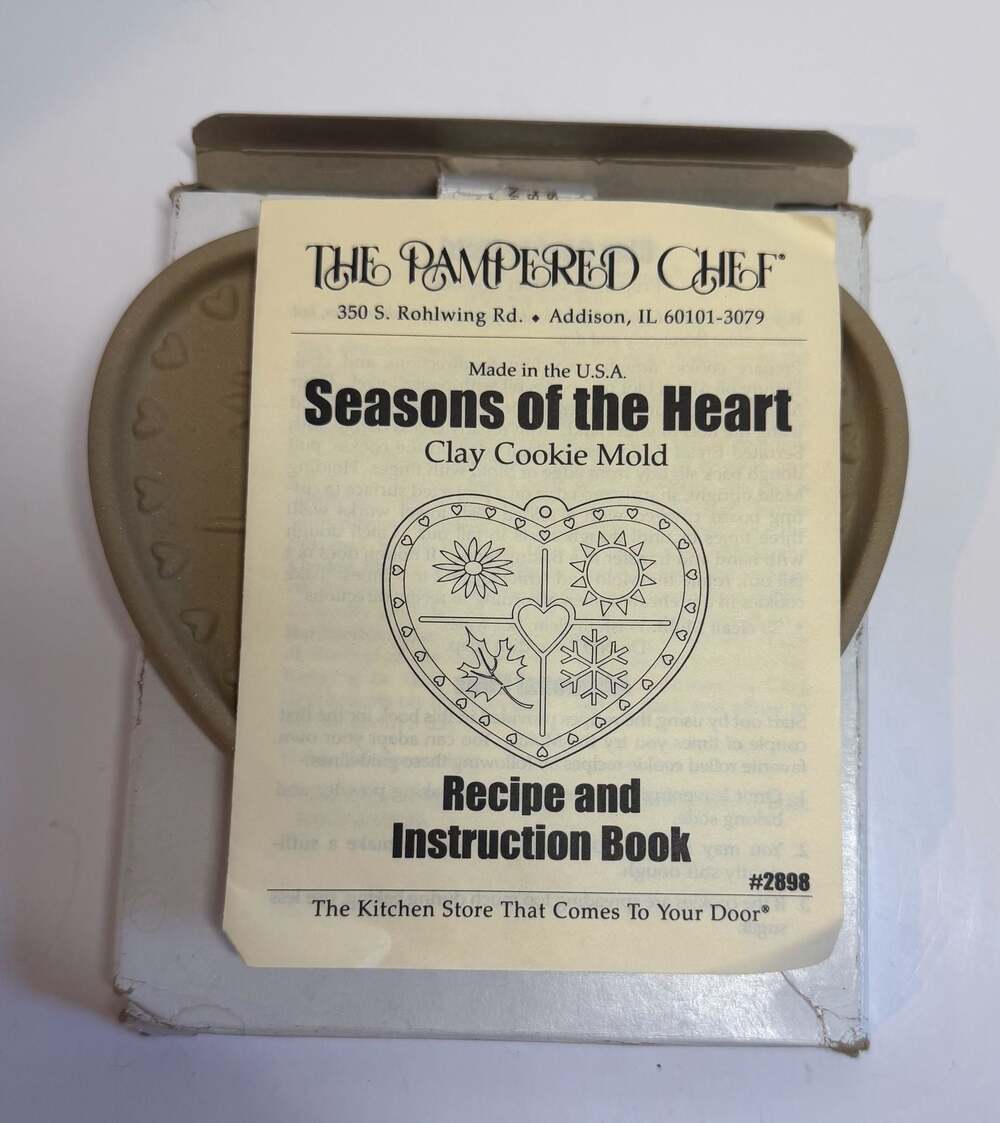 The Pampered Chef Seasons of the Heart Clay Cookie Mold #2898
